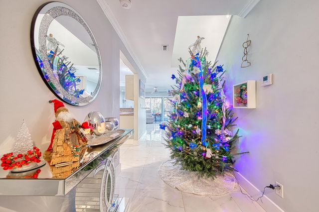 5235 Sapphire Valley, Boca Raton, FL 33486