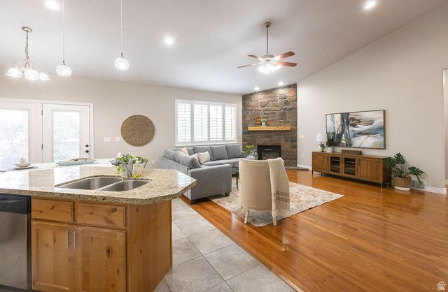 1184 W MICHAELSEN WAY, West Jordan, UT 84088