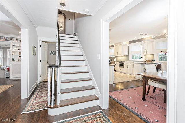 3006 Montgomery Road, Shaker Heights, OH 44122