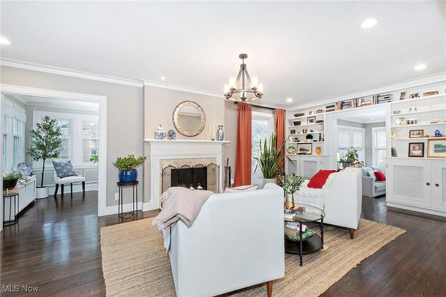 3006 Montgomery Road, Shaker Heights, OH 44122