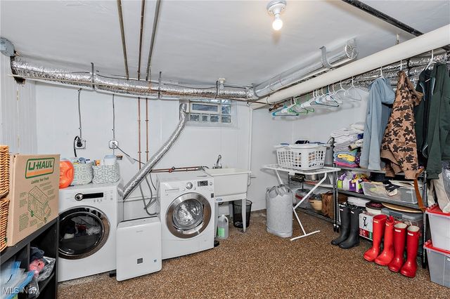 3006 Montgomery Road, Shaker Heights, OH 44122