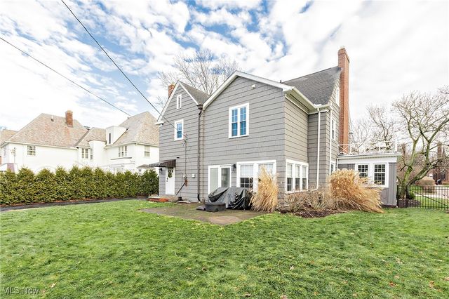 3006 Montgomery Road, Shaker Heights, OH 44122