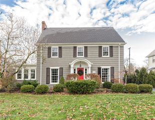 3006 Montgomery Road, Shaker Heights, OH 44122