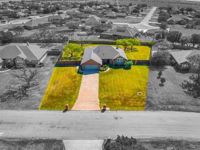 107 NW valleybrook, Lawton, OK 73505