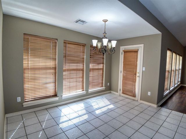 107 NW valleybrook, Lawton, OK 73505