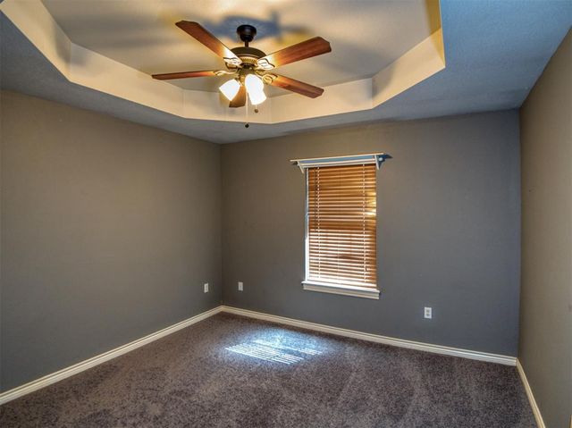 107 NW valleybrook, Lawton, OK 73505