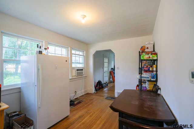 7717 N 39th Street, Omaha, NE 68112