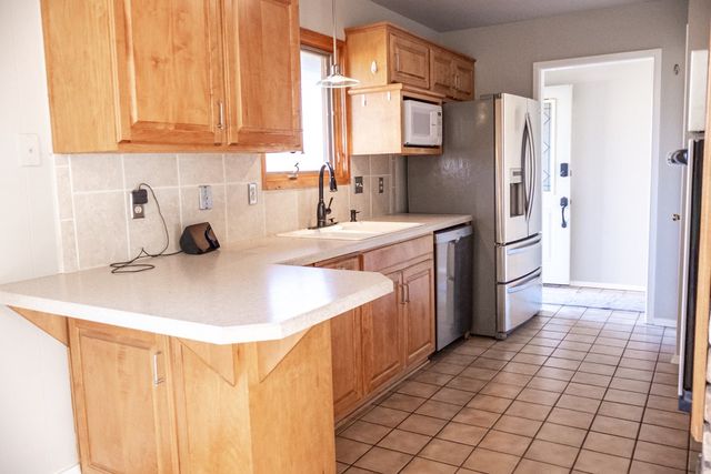 1001 Neely Ave, Midland, TX 79705