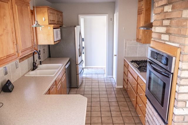 1001 Neely Ave, Midland, TX 79705