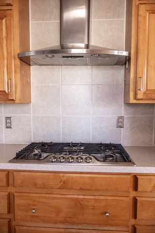 1001 Neely Ave, Midland, TX 79705