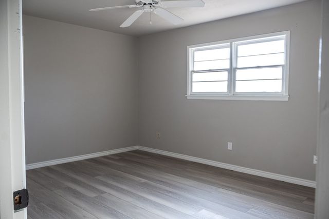 1001 Neely Ave, Midland, TX 79705