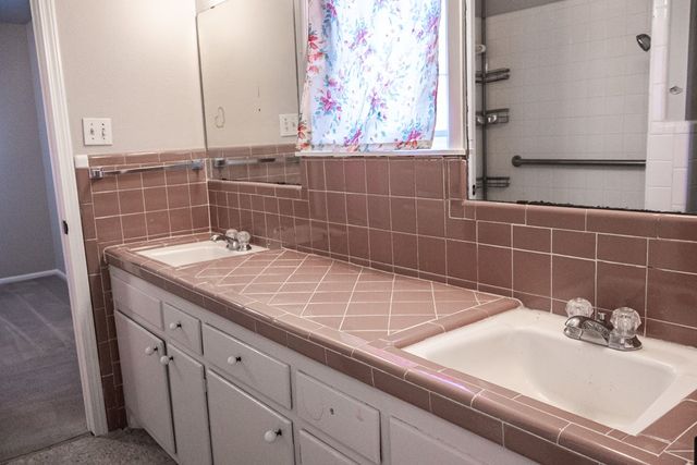 1001 Neely Ave, Midland, TX 79705