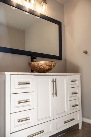 1001 Neely Ave, Midland, TX 79705