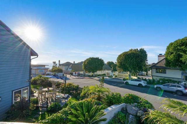2438 Ocean Street, Carlsbad, CA 92008