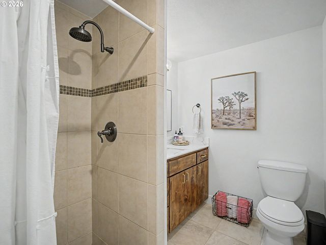 1479 Sw WILLOWBROOK Ct, Gresham, OR 97080
