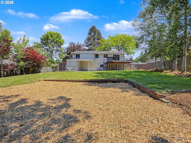 1479 Sw WILLOWBROOK Ct, Gresham, OR 97080