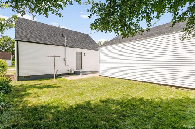 4609 Meadow Lane, South Bend, IN 46619