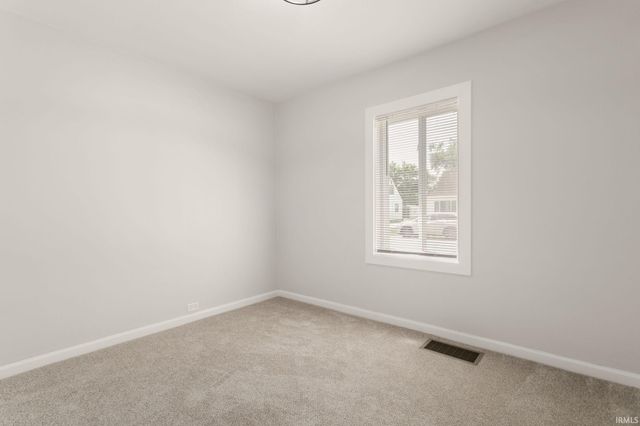 4609 Meadow Lane, South Bend, IN 46619