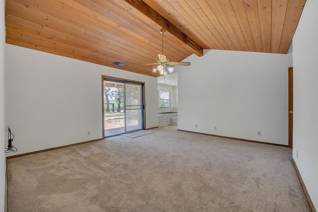 5990 Barton Road, Loomis, CA 95650