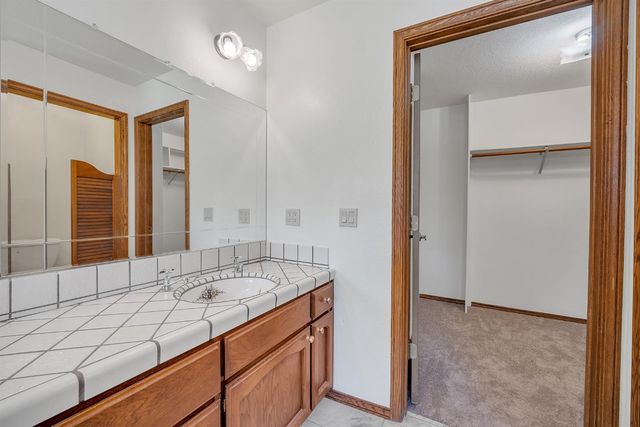 5990 Barton Road, Loomis, CA 95650