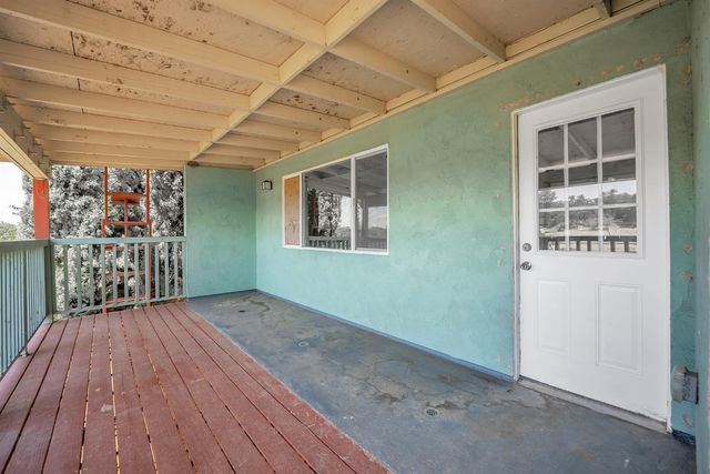 5990 Barton Road, Loomis, CA 95650