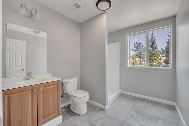 5990 Barton Road, Loomis, CA 95650