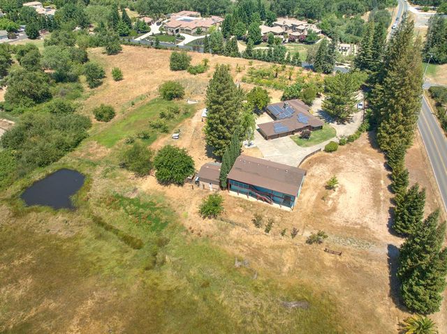 5990 Barton Road, Loomis, CA 95650