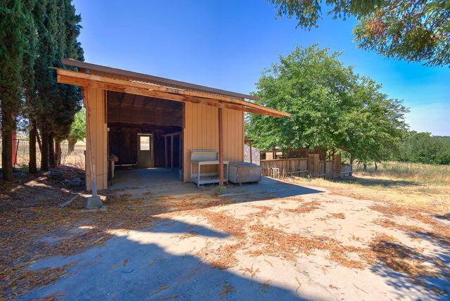 5990 Barton Road, Loomis, CA 95650