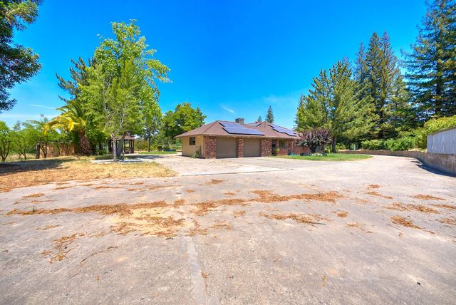 5990 Barton Road, Loomis, CA 95650