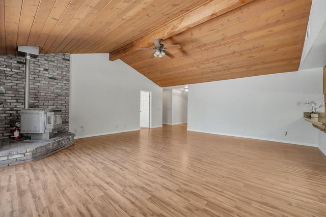 5990 Barton Road, Loomis, CA 95650