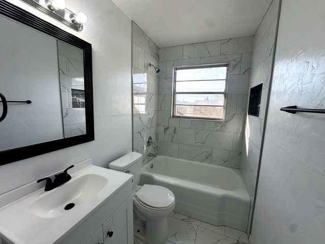 1208 E 56th St, Odessa, TX 79762