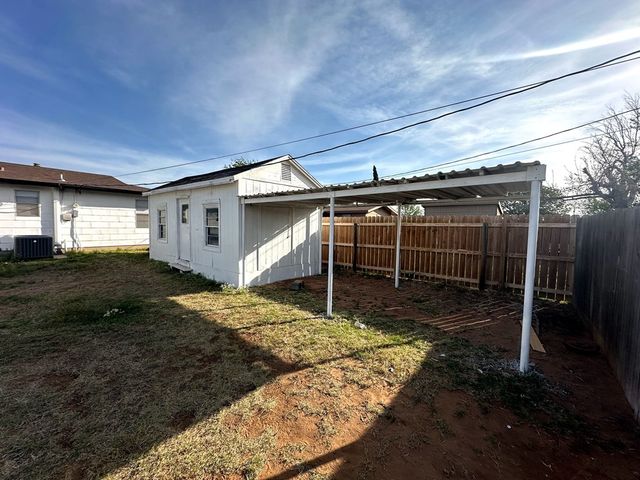 1208 E 56th St, Odessa, TX 79762