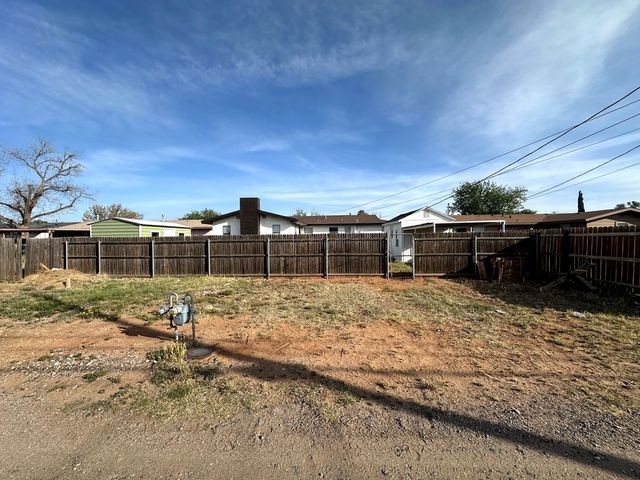 1208 E 56th St, Odessa, TX 79762