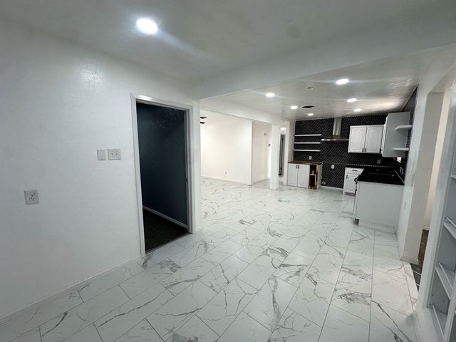 1208 E 56th St, Odessa, TX 79762