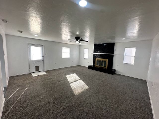 1208 E 56th St, Odessa, TX 79762