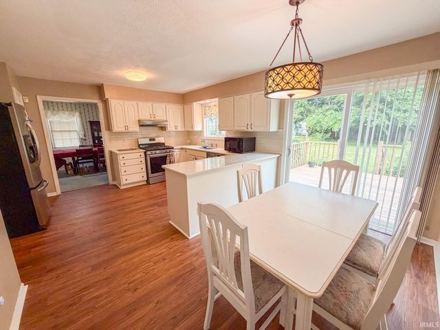 50675 Yorkview Drive, Granger, IN 46530