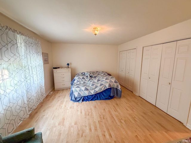 50675 Yorkview Drive, Granger, IN 46530