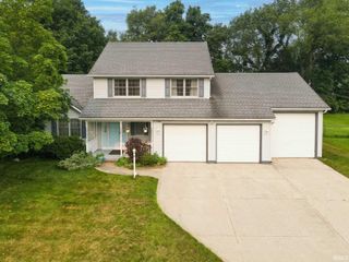 50675 Yorkview Drive, Granger, IN 46530