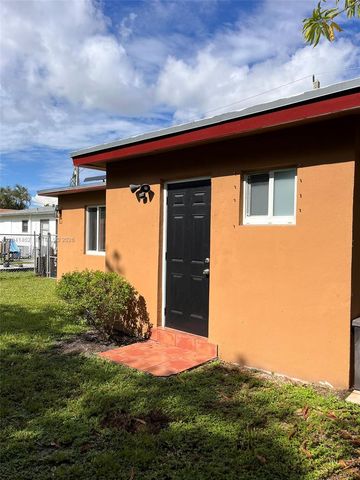 124 NW 6th Ave, Hallandale Beach, FL 33009
