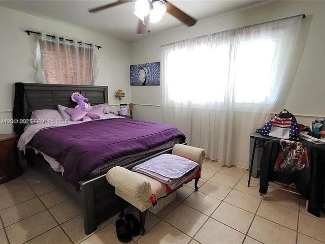 124 NW 6th Ave, Hallandale Beach, FL 33009