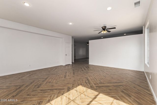 8320 W APACHE Street, Tolleson, AZ 85353