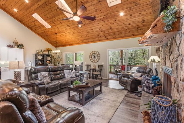 515 Jasmine Drive, Murphy, NC 28906