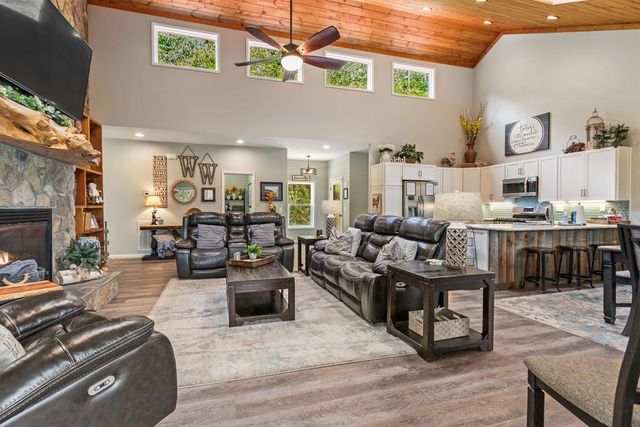 515 Jasmine Drive, Murphy, NC 28906