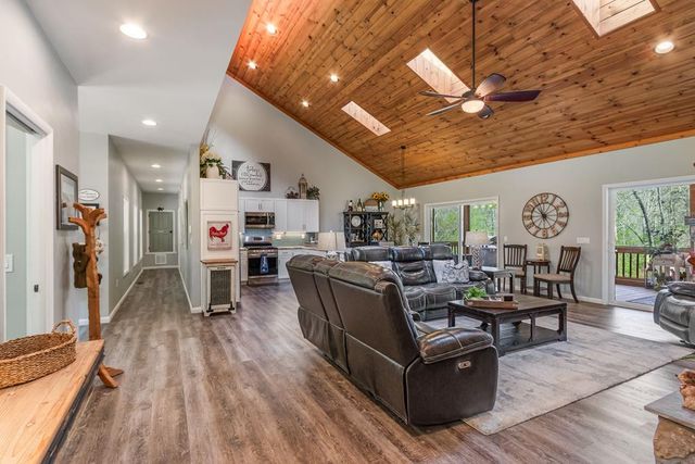 515 Jasmine Drive, Murphy, NC 28906