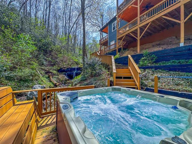 515 Jasmine Drive, Murphy, NC 28906