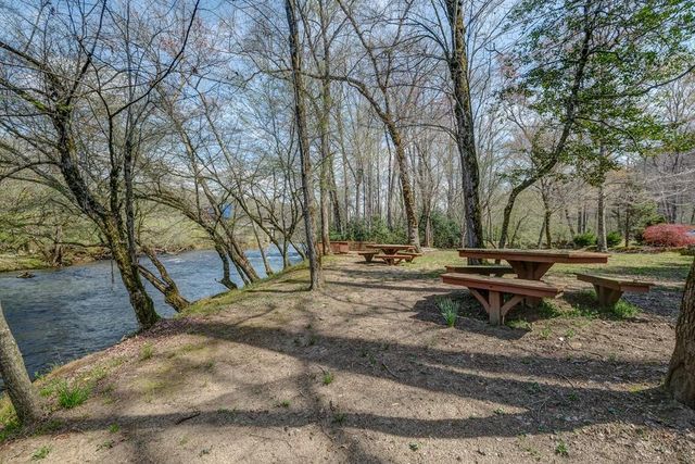 515 Jasmine Drive, Murphy, NC 28906