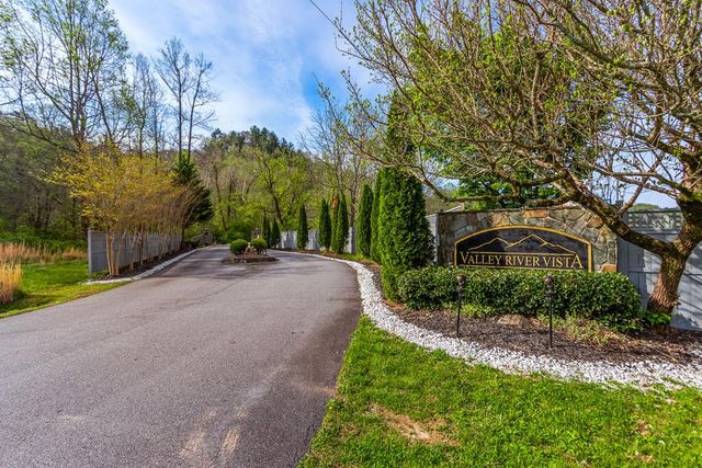 515 Jasmine Drive, Murphy, NC 28906