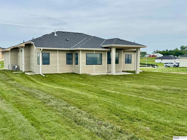 10316 S 212th Street, Gretna, NE 68028