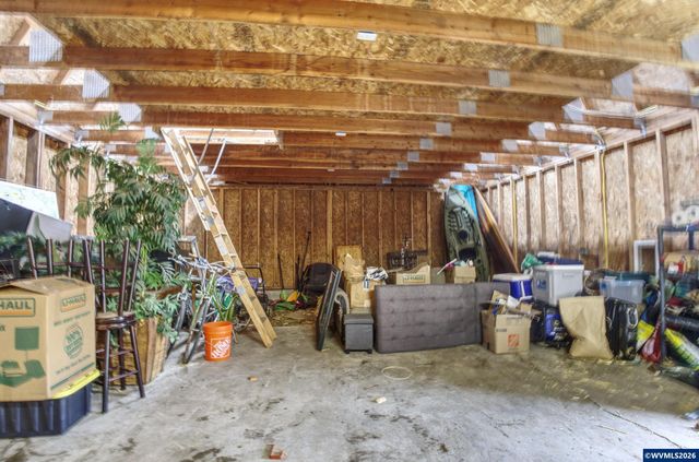 2045 Liberty St NE, Salem, OR 97301