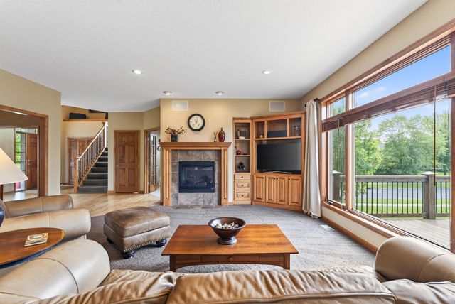 17701 76th Avenue N, Maple Grove, MN 55311